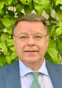 Dr. Javier Benítez Rivero