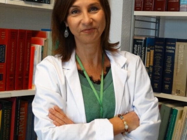 P&eacute;rez Aisa, Dra. &Aacute;ngeles