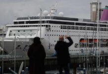 Brote de gastroenteritis: el crucero ‘Ambition’ atraca en el puerto de A Coruña crucero Ambition