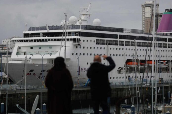 crucero Ambition