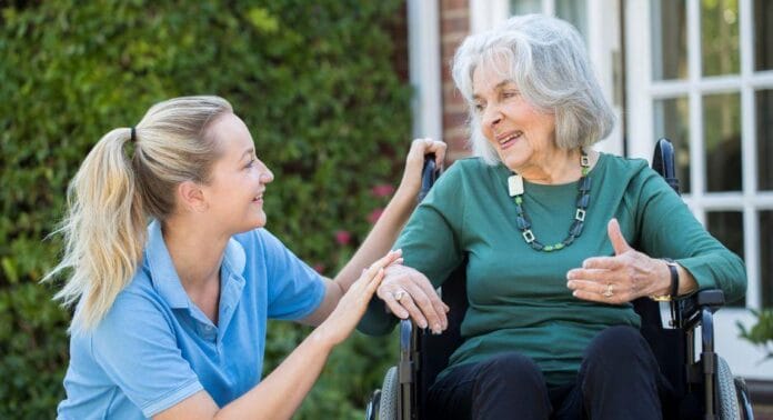 mujer con parkinson