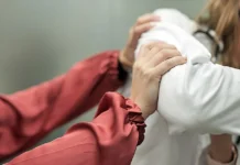 El boom del seguro de salud añade presión al debate sobre las agresiones