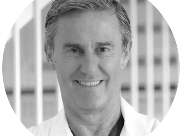 Ruiz Rodr&iacute;guez,  Dr. Ricardo